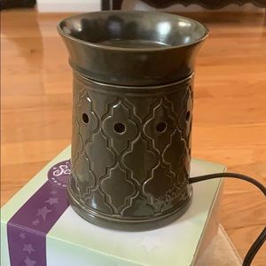 Scentsy Full Size Warmer - Morocco